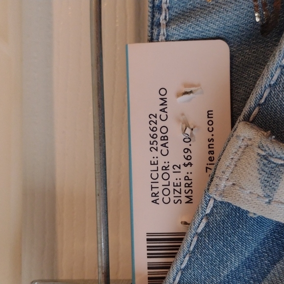 Seven7 Starlet Skinny Crop Jeans - Picture 2 of 6